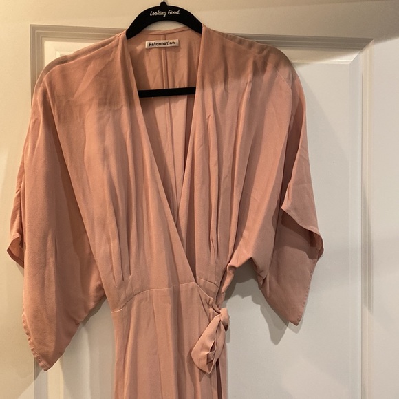 Reformation wrap dress - Picture 2 of 3